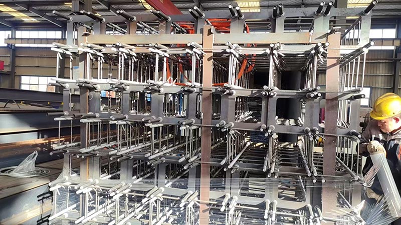 Qingdao Liweiyuan NZ चिकन फार्मको लागि उच्च-शक्ति एंकर बोल्टहरू प्रदान गर्दछ